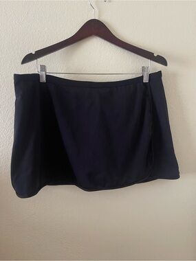 TYR Black Mini Tennis Skort